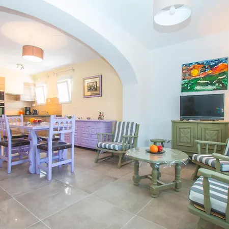 Villa Geminis By Abahana